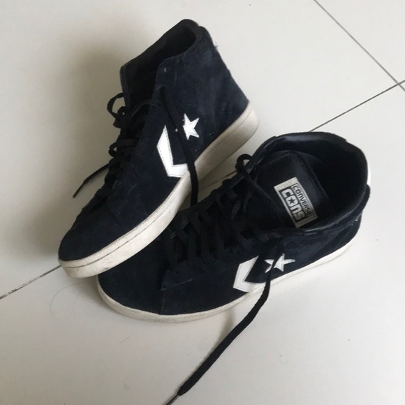 mens converse suede